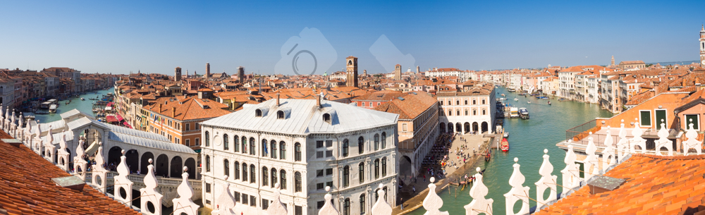 Ausblick über die Dächer von Venedig